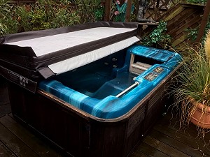 Armstark_Sunddancce_whirlpool_hottub